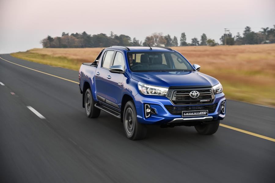  Toyota Hilux Legende 50 Double Cab 2019 года  (ZA) (фото 21 из 43)